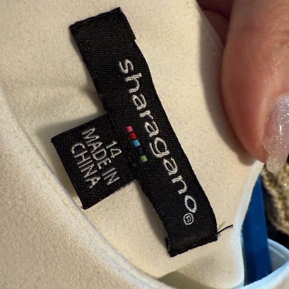 Sharagano White Cold Shoulder Sheath Dress with Black Appliqué - Picture 4 of 4